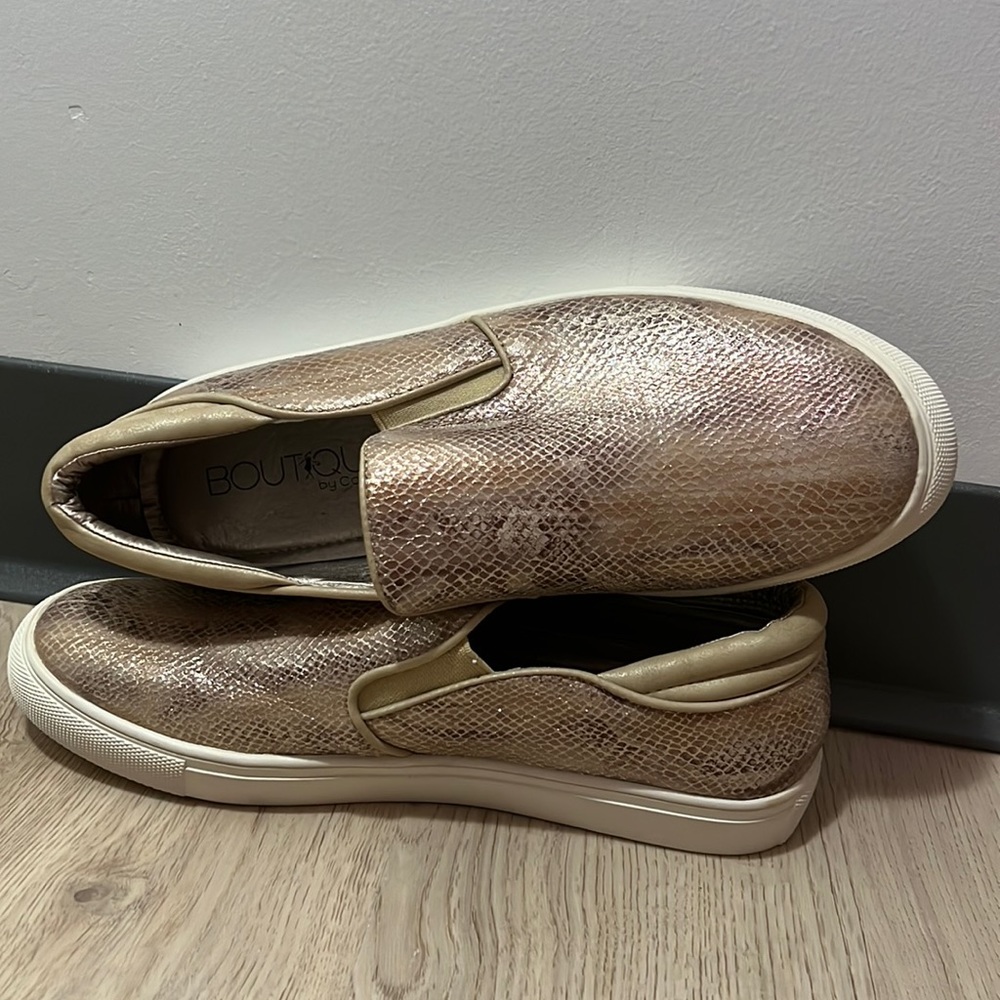 Women’s Slip on Shoes